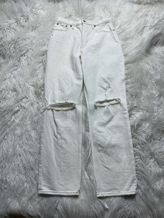 Abercrombie & Fitch Denim - Abercrombie Curve Love The 90’s Straight Ultra High Rise Jeans